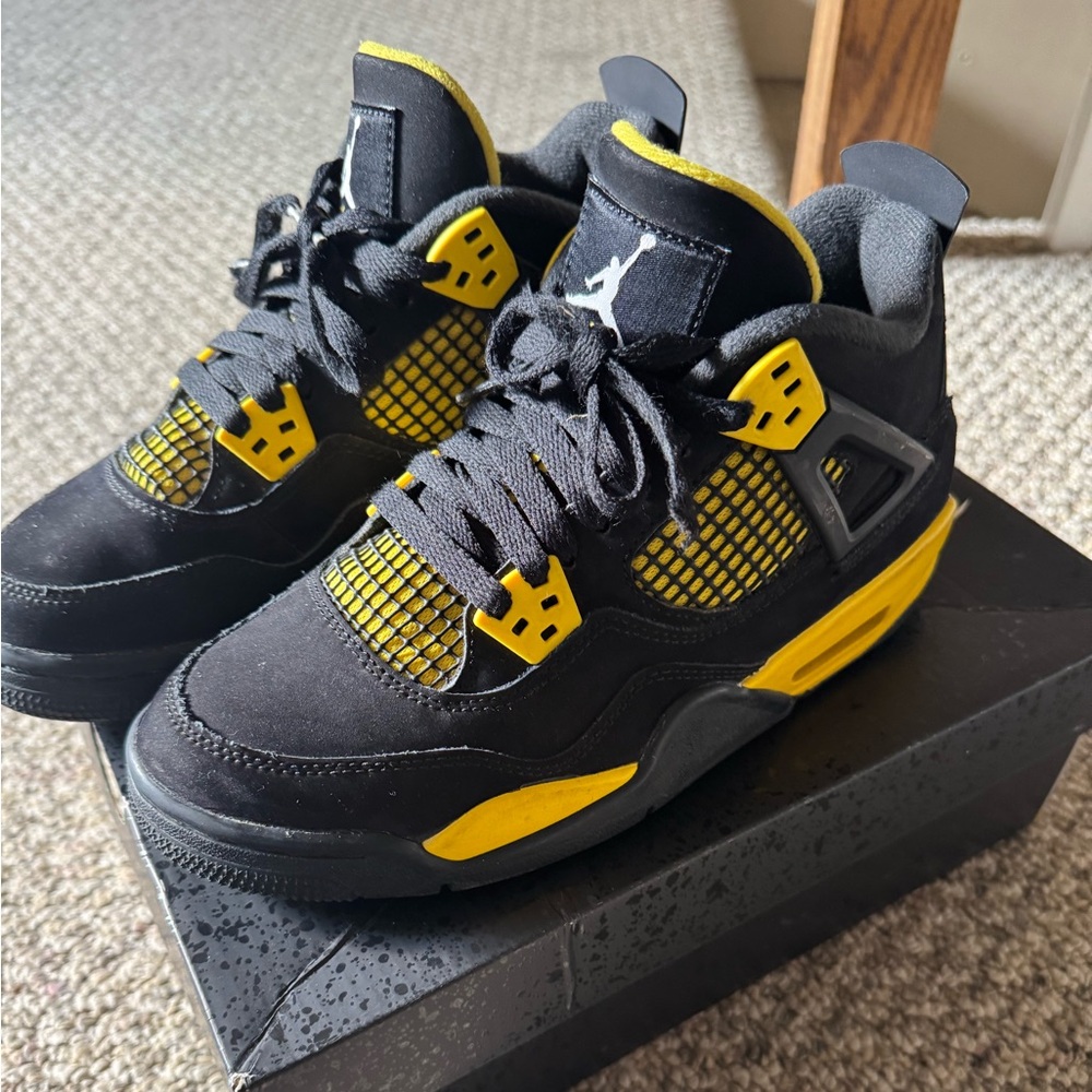 Jordan 4 retro